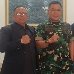 Ketua Dewan Kehormatan MADAS Abi Munif Bersilaturahmi dengan Wakapaldam Kodam V/Brawijaya