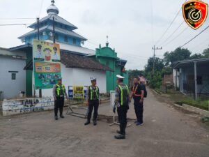 Polres Bondowoso Maksimalkan Pengaturan Lalu Lintas Pasca Putusnya Jembatan Sukowiryo