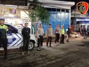 Antisipasi Perang Sarung, Polres Pelabuhan Tanjung Perak Intensifkan Patroli Jelang Sahur